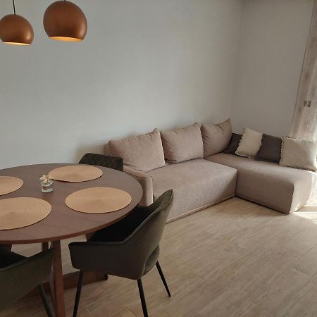 Apartmani Diana Биоград на Мору Екстериор снимка