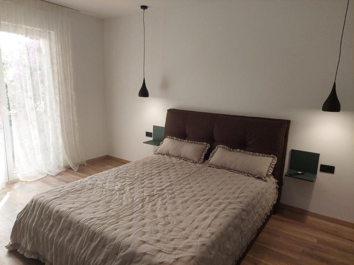 Apartmani Diana Биоград на Мору Екстериор снимка
